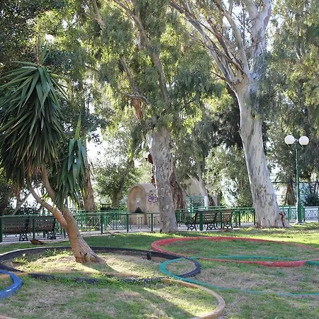Park 4*
